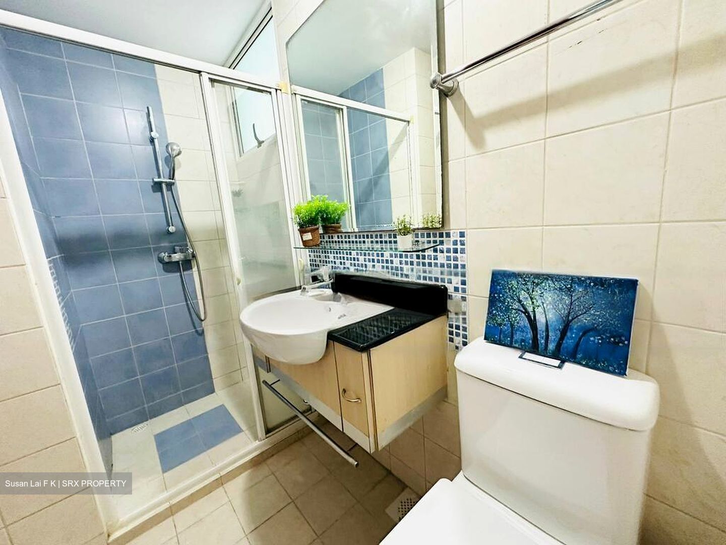 Compass Heights (D19), Apartment #456025331